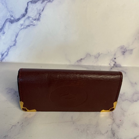 Authentic Cartier Leather key holder with Gold Accents - Picture 1 of 5